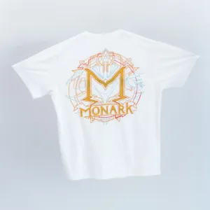 Face arrière du T-shirt Emissaire blanc de Monark sur laquelle on peut distinguer le logo de la marque de vêtements urbains exclusifs.